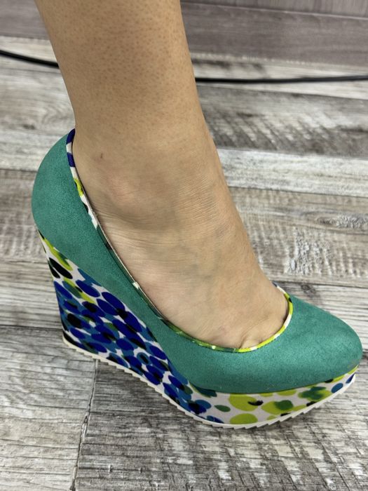 Жіночі туфлі замшеві