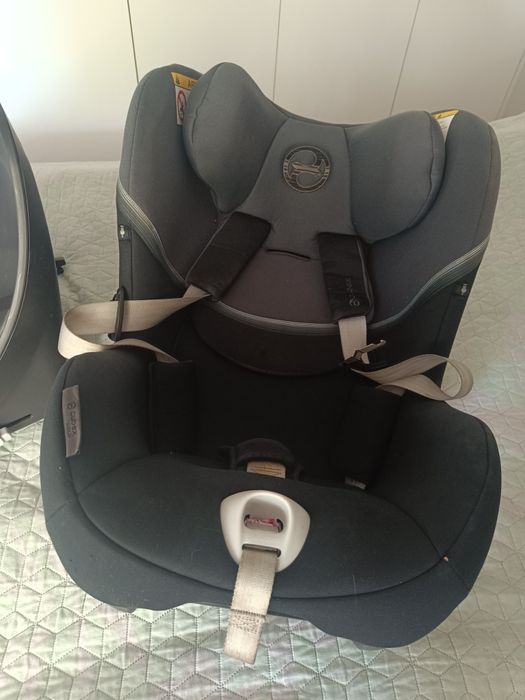 Foteliki cybex od urodzenia do 4 roku życia  plus baza cybex