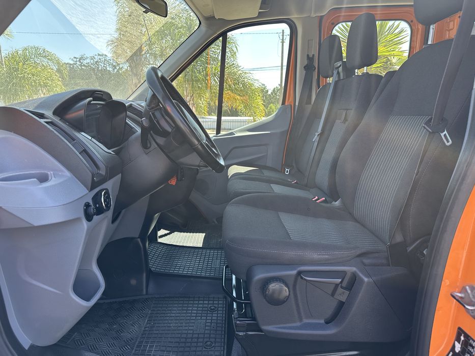 Ford Transit com 128 mil km