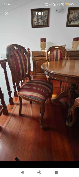 Mesa com quatro cadeiras vintage