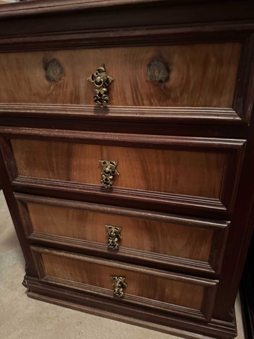 Mesas de cabeceira em madeira maciça – conjunto de 2