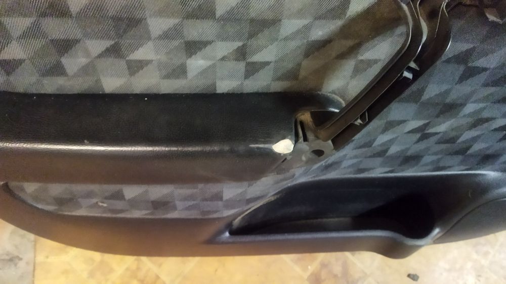 Карти дверей, обшивка дверей astra g