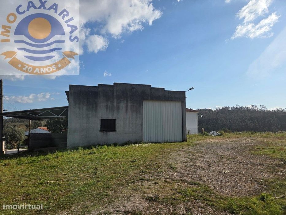 Terreno com barracão agricola