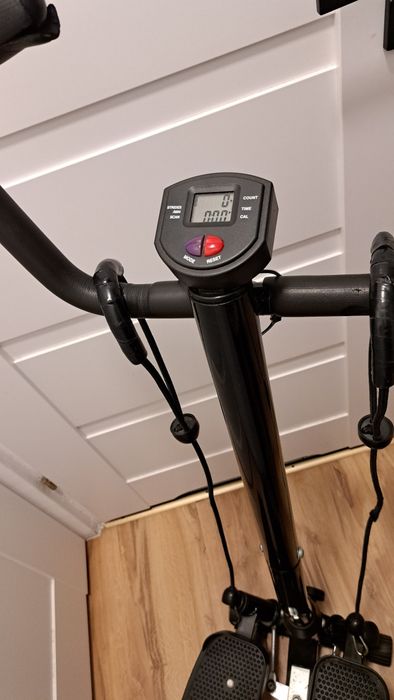 Stepper skrętny z linkami