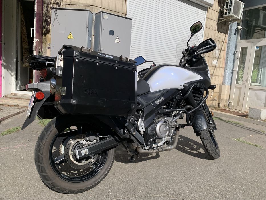Продам suzuki  V-strom  DL650