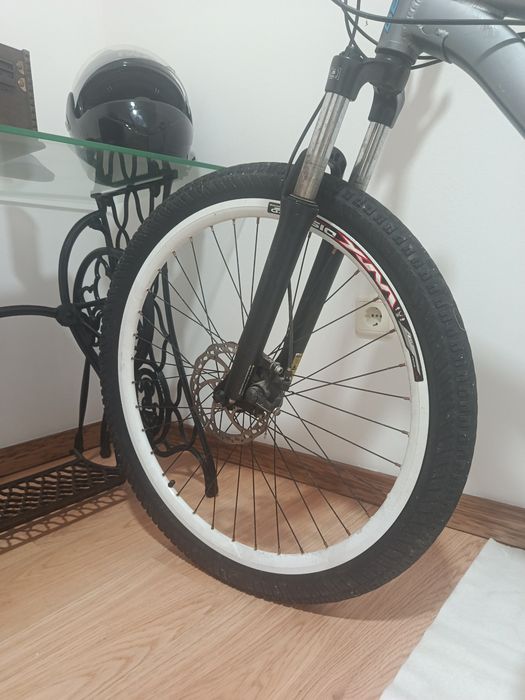 Bicicleta dirtibike