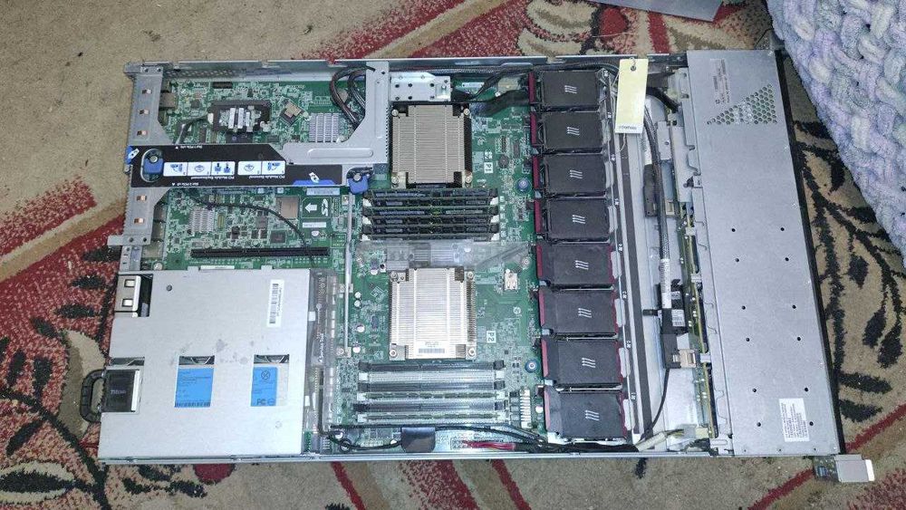 Cервер 1-U HP Proliant DL360e Gen8  2*E5-2470V2\RAM64GB