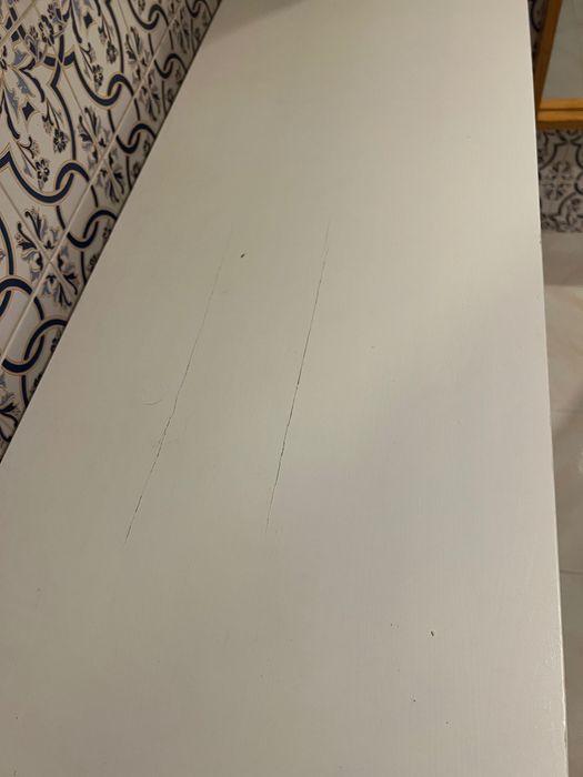 Móvel de entrada branco