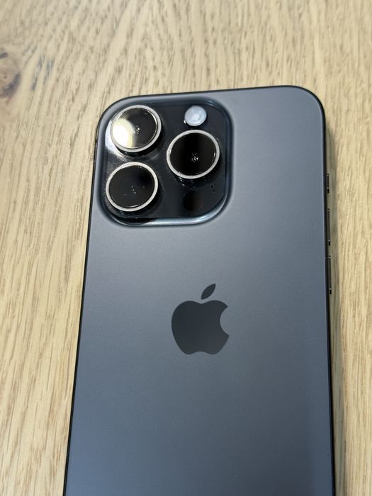 iPhone 15 pro 256 GB