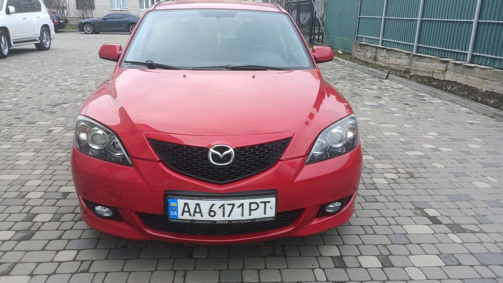Мазда 3 хетчбек АВТОМАТ 1.6