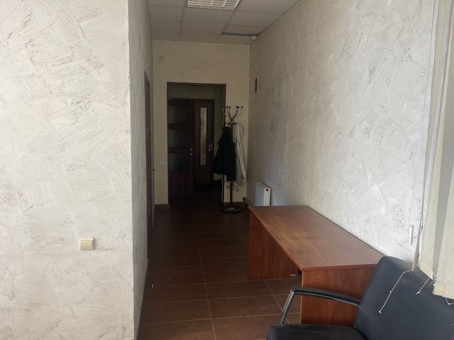 Продається не житлове офісне приміщення