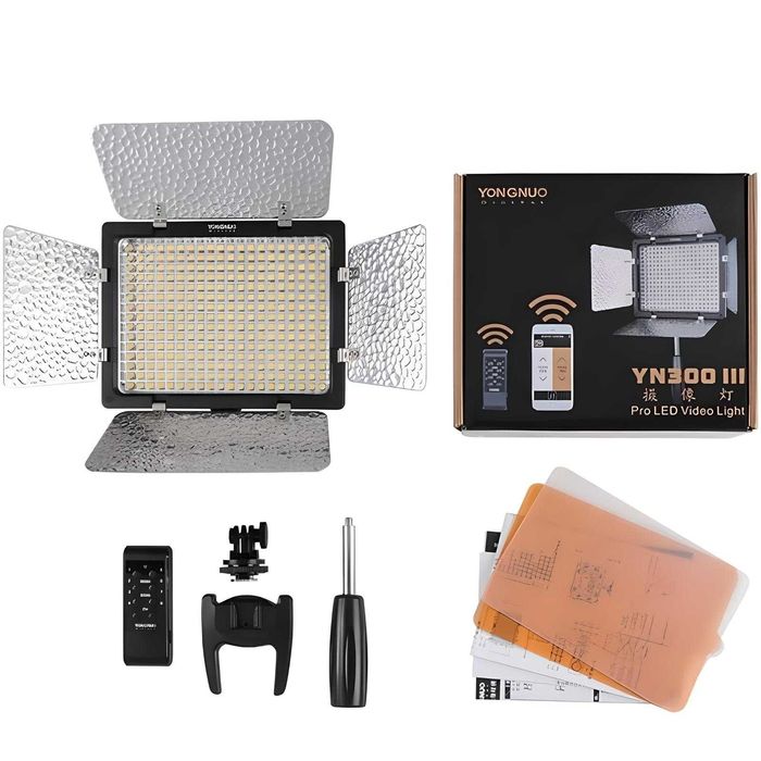 ВідеосвітлоYongnuo-300 III