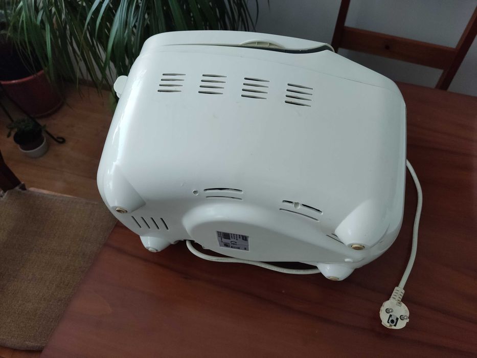 Máquina de fazer pão Quigg funcional (sem cuba nem misturadoras)64286249069187124