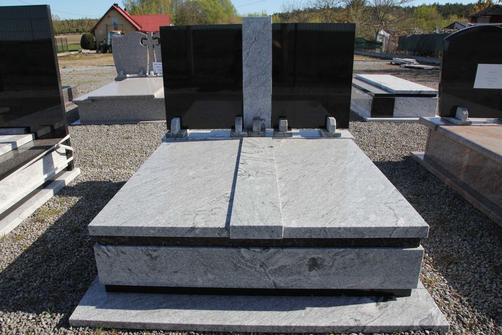 Nagrobek/Nagrobki Granitowe/Pomniki/Pomnik/Kamieniarstwo/Liternictwo