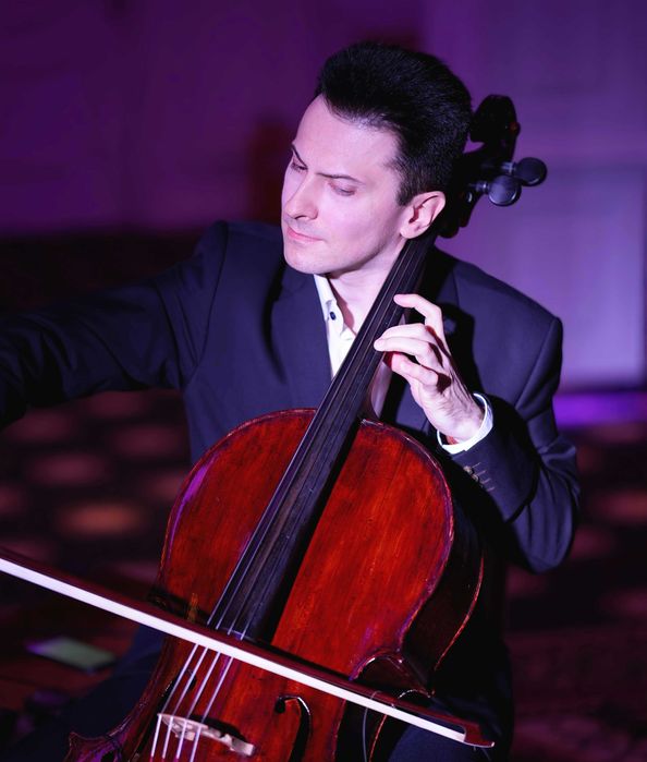 Музикант • жива музика • на Весілля, Ювілей, ДН, скрипач, виолончелист