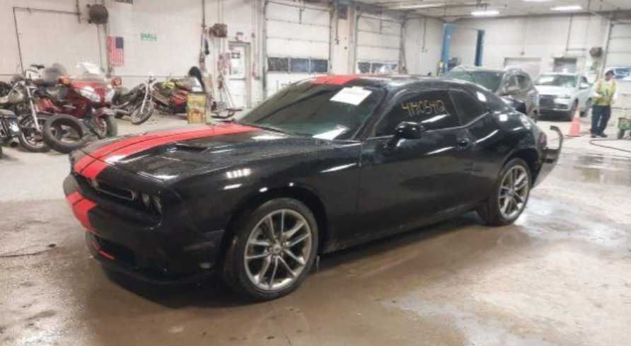 Бампер Dodge Challenger запчастини додж челенджер запчасти