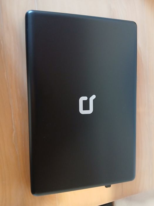 Portátil Compaq Presario CQ57