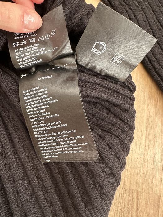 Sweter Prada uni