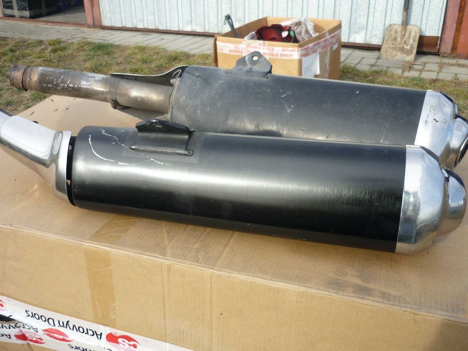 Suzuki hayabusa gsxr 1300 wydech tlumik owiewka szyba