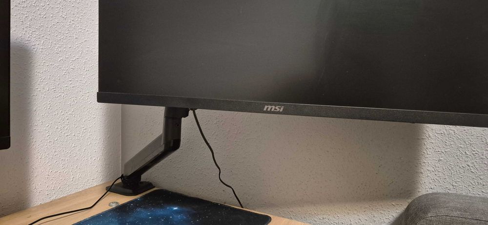 Monitor MSI MAG 244f
