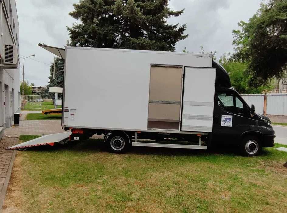 Wynajem busa Kontener 35S18/Winda/Dostawczy/8EP/paleciak/Iveco Daily