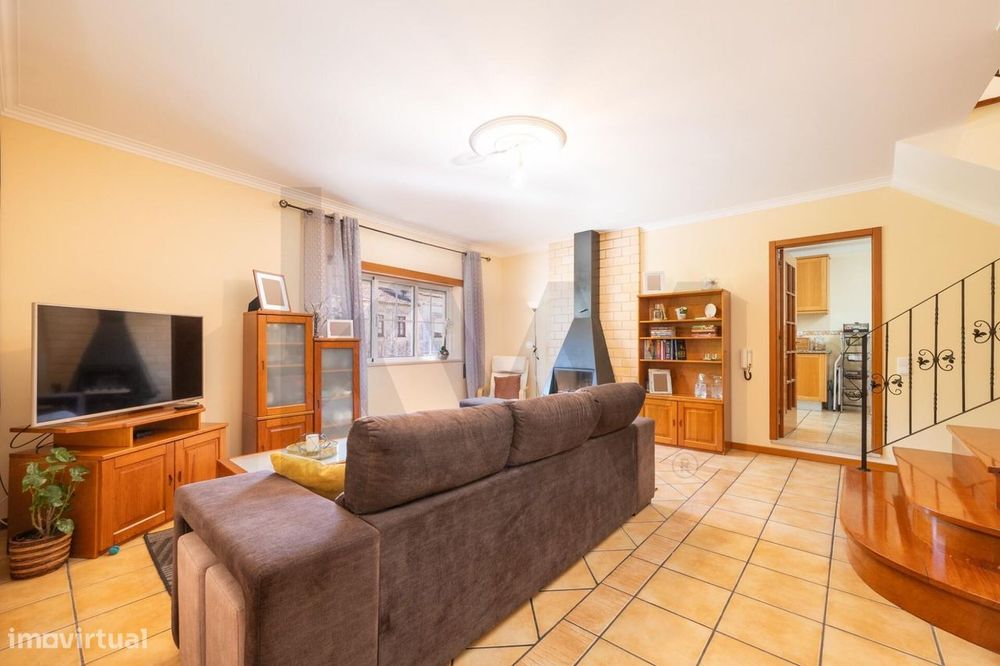 Moradia T3+1 | Brasfemes | Garagem | Ar condicionado — Brasfemes, Coimbra