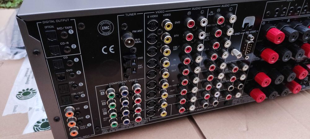 wzmacniacz amplituner  Yamaha RX-V2500 z pilotem ,BDB stan