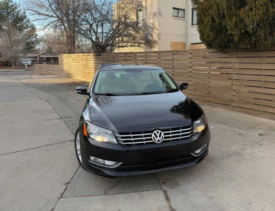 Volkswagen Passat      2014