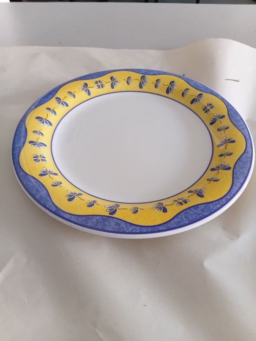 1 prato e 1 saladeira modelo QUD2 ceramica Quadriflogio