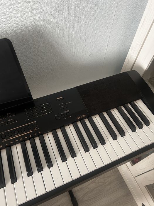Pianino cyfrowe CASIO CDP-230R
