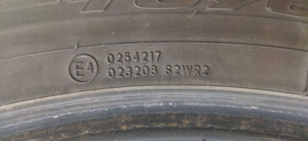 Opony Toyo R37 225/55 R18