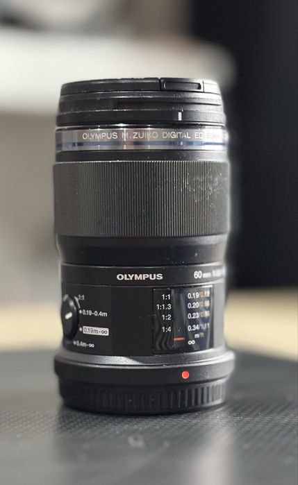 Olympus M. Zuiko 60mm f2.8 macro