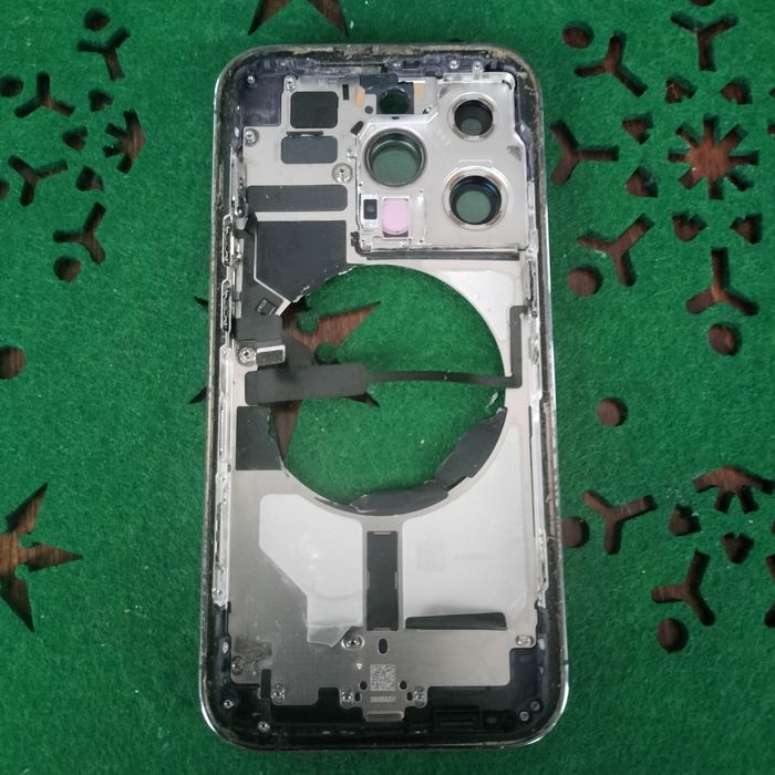 Korpusy iPhone 14 plus i 12 pro