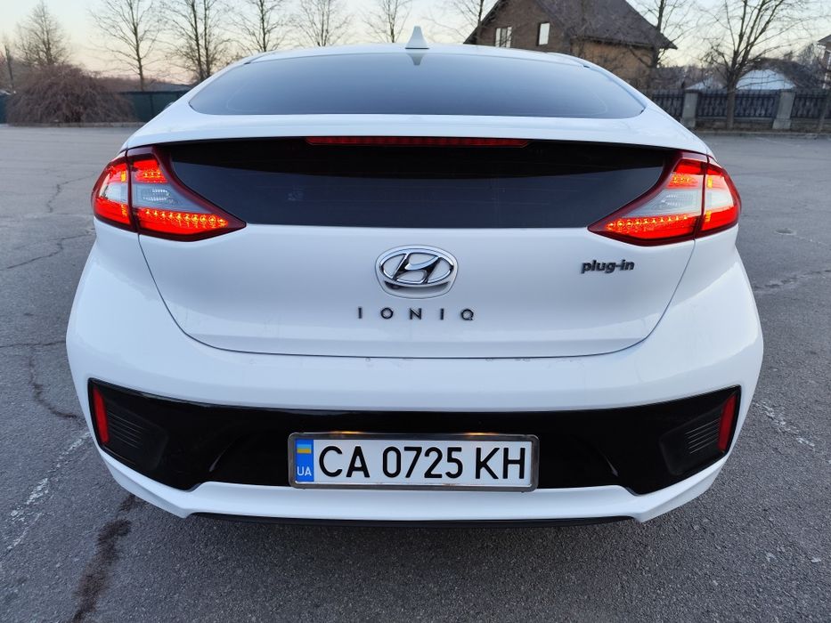 Hyundai Ioniq PHEV hybrid Хюндай іонік гібрид
