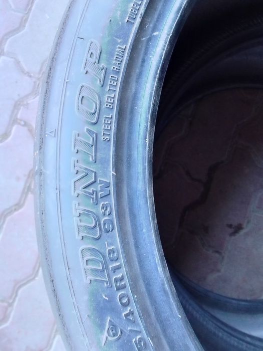 Cena za 2 Opony torowe 245/40r18 DUNLOP