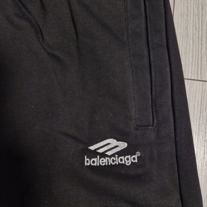 Штани balenciaga штаны balenciaga спортивні штани balenciaga vetements erd maison margiela racer worldwide acne studios