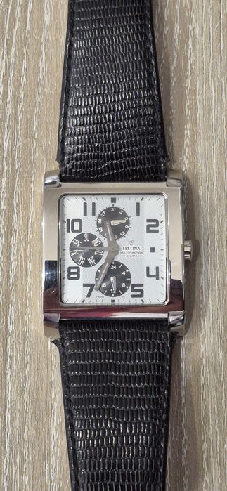 Продам часы Festina