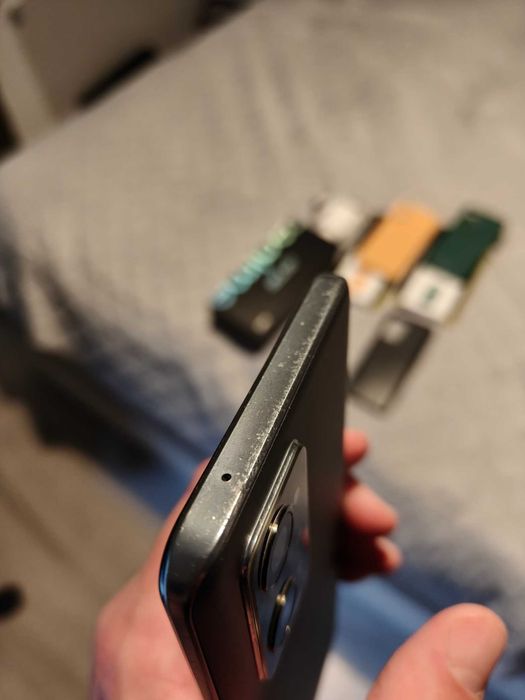 Realme GT 2 - 12GB RAM / 256 GB + 2x Etui