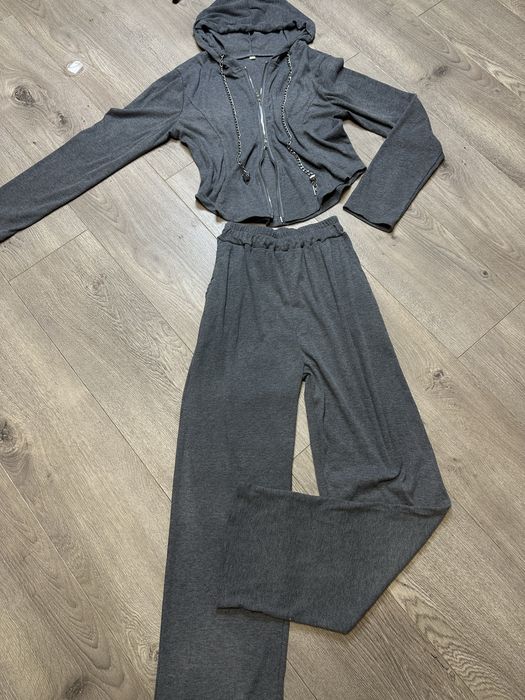 Жіночий спортивний костюмчик Lazy Style