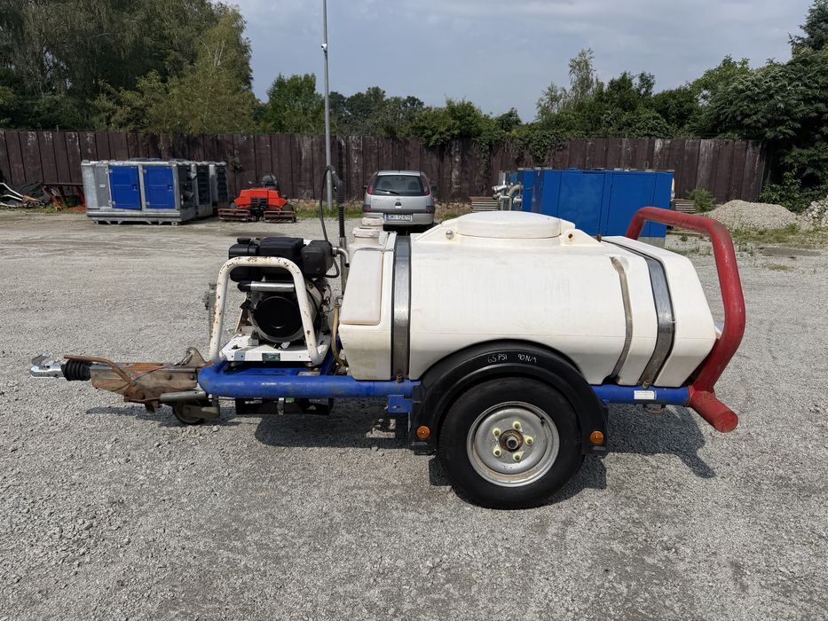 Mobilna myjka cisnieniowa Brendon diesel