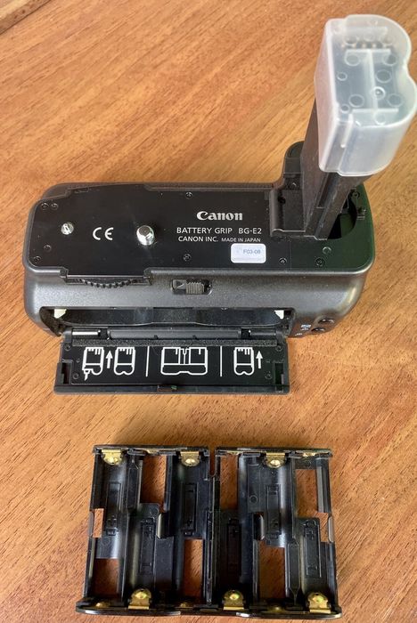 Canon BG-E2 для 30D40D50D