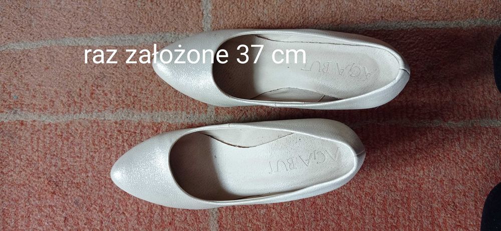 Sprzedam buty raz założone