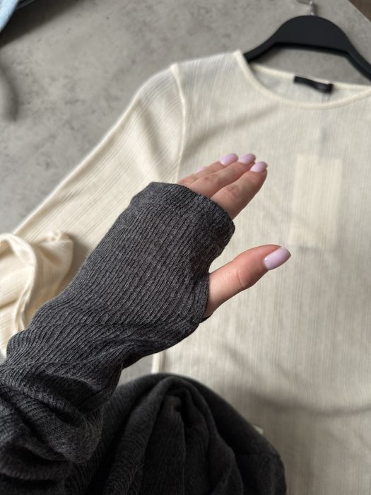 Лонг лонгслів на пальчик молочний zara s m / лонгслив