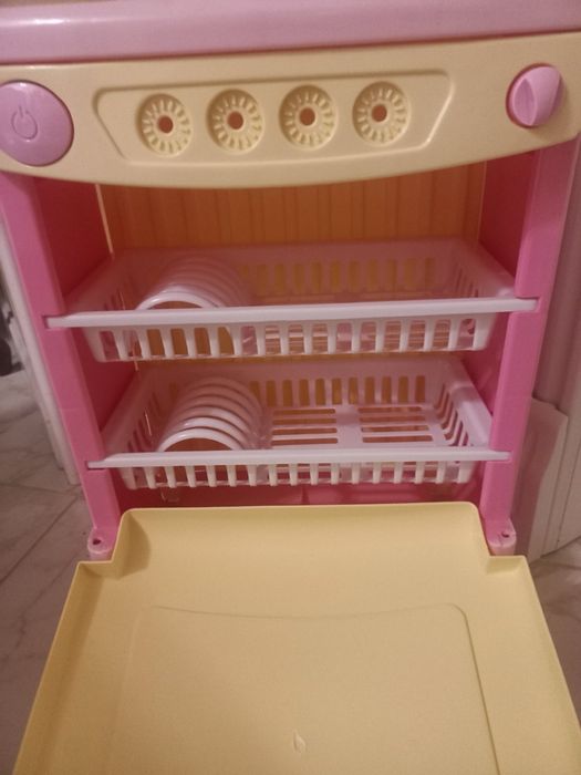 Дитячий холодильник посудомийка