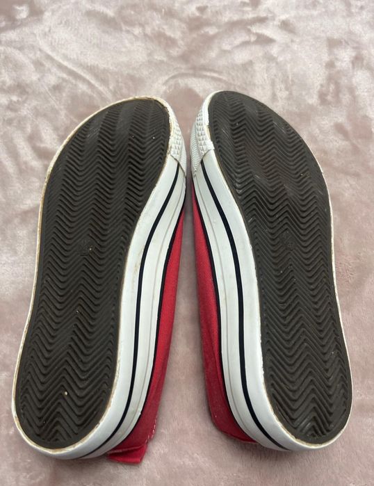 Tenis primark vermelhos