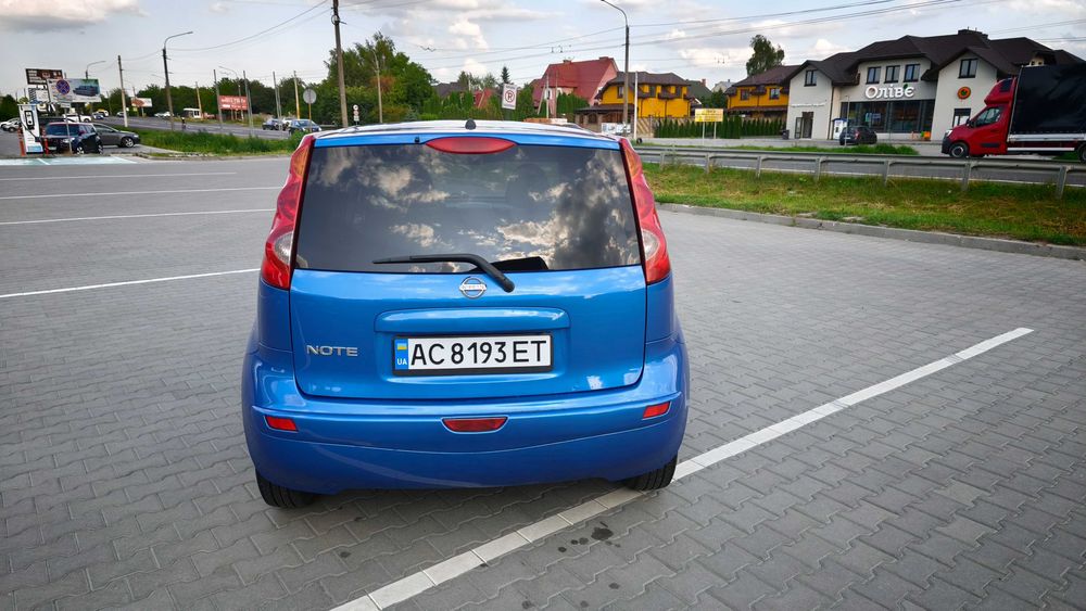 Nissan Note / 1,4 бензин / 2007