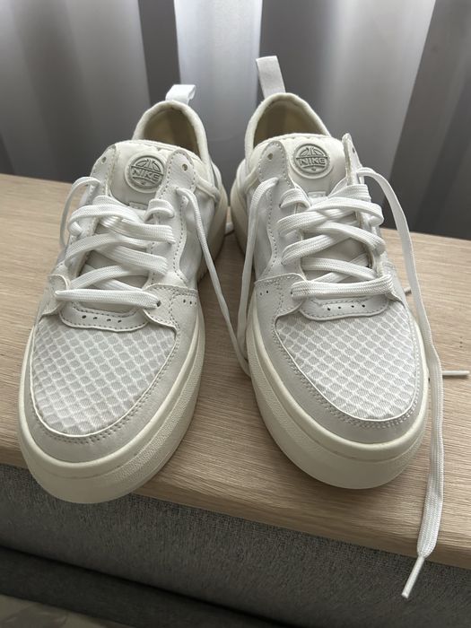 Кросівки Nike білі