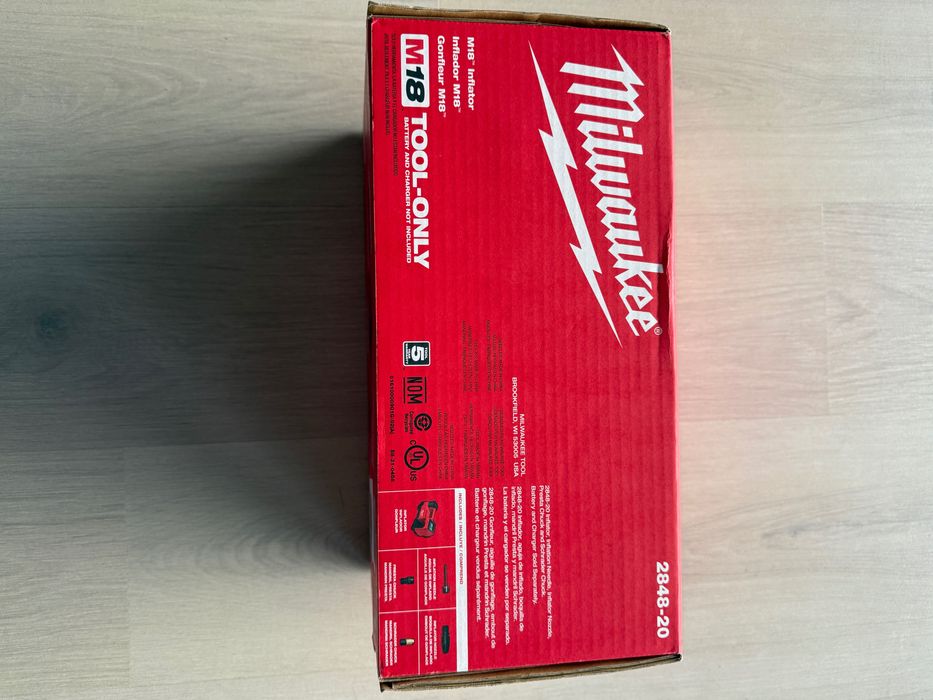 Kompresor milwaukee m18 oryginalny nowy