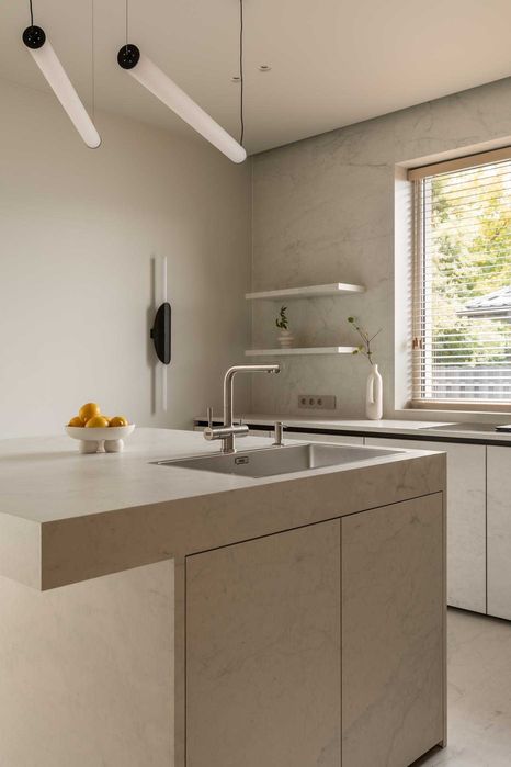 Одноповерховий будинок з ремонтом, меблями та технікою Білогородка