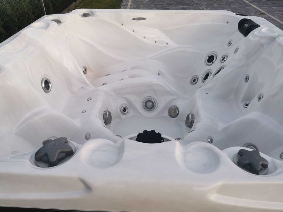 Jacuzzi Elektryczne Balboa Sundance LED Balia Jak Nowe Białe Serwis